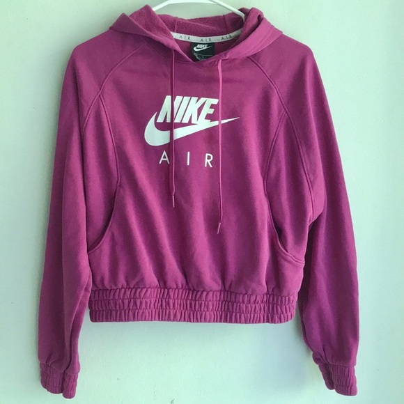 Nike Tops - Nike air cropped hoodie!
